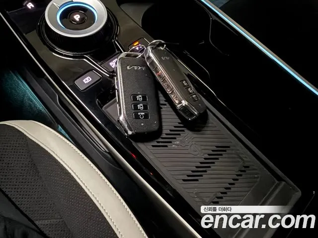 Kia EV6 — Фото автомобиля 15