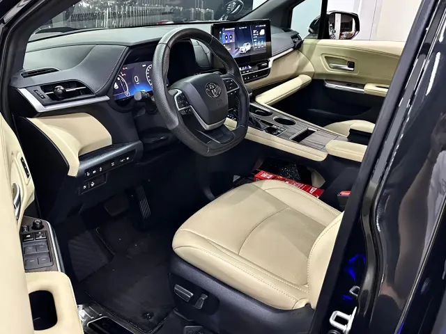 Toyota Granvia — Фото автомобиля 8