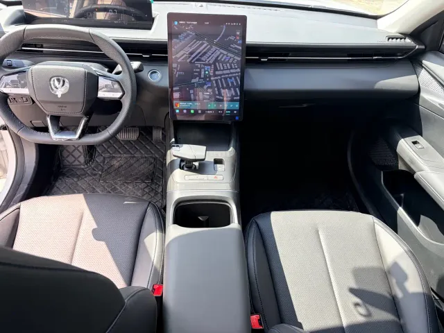 Changan Eado — Фото автомобиля 9