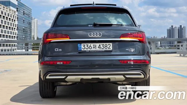 Audi Q5 40 TDI quattro — Фото автомобиля 4