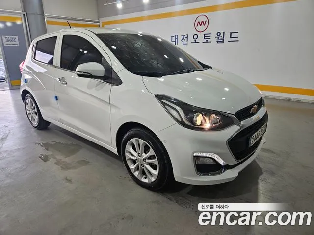 Chevrolet Spark — Фото автомобиля 3