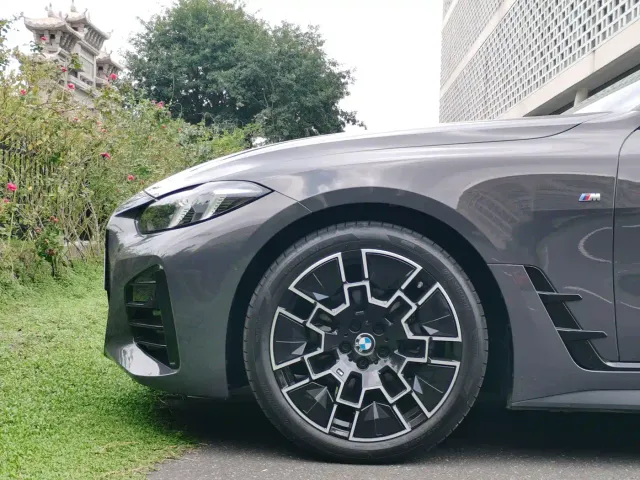 BMW 4 Series — Фото автомобиля 9