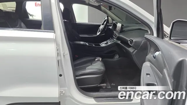 Hyundai Santafe Новый Santa Fe Дизель 2.2 4WD — Фото автомобиля 26