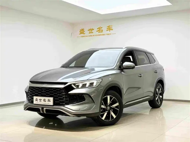 Фотография автомобиля — BYD Song Pro
