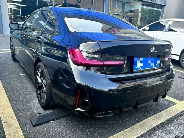 BMW BMW 3 Series 2026 330Li M Sport Shadowline Package — Фото автомобиля 8