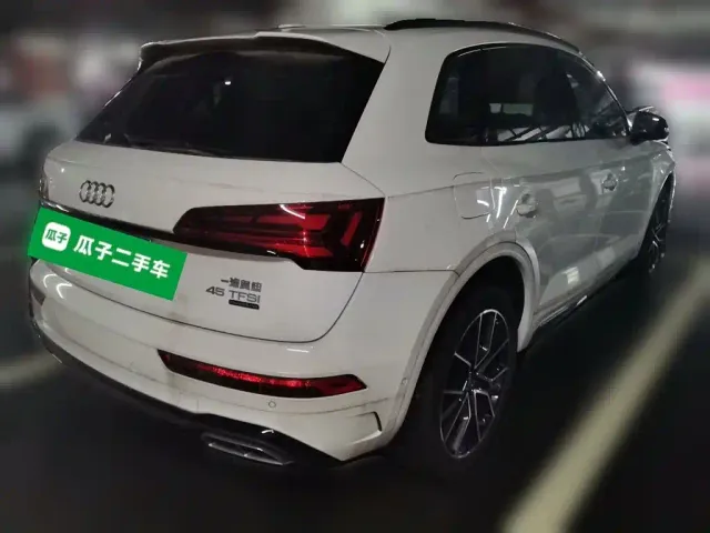 Audi Q5L — Фото автомобиля 4