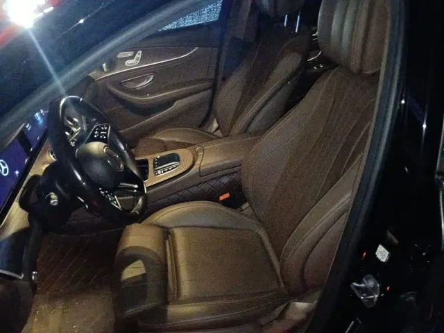 Mercedes-Benz E-Class — Фото автомобиля 7