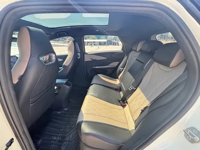 BYD Dolphin — Фото автомобиля 11