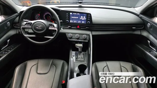 Hyundai AVANTE Avante (CN7) — Фото автомобиля 6