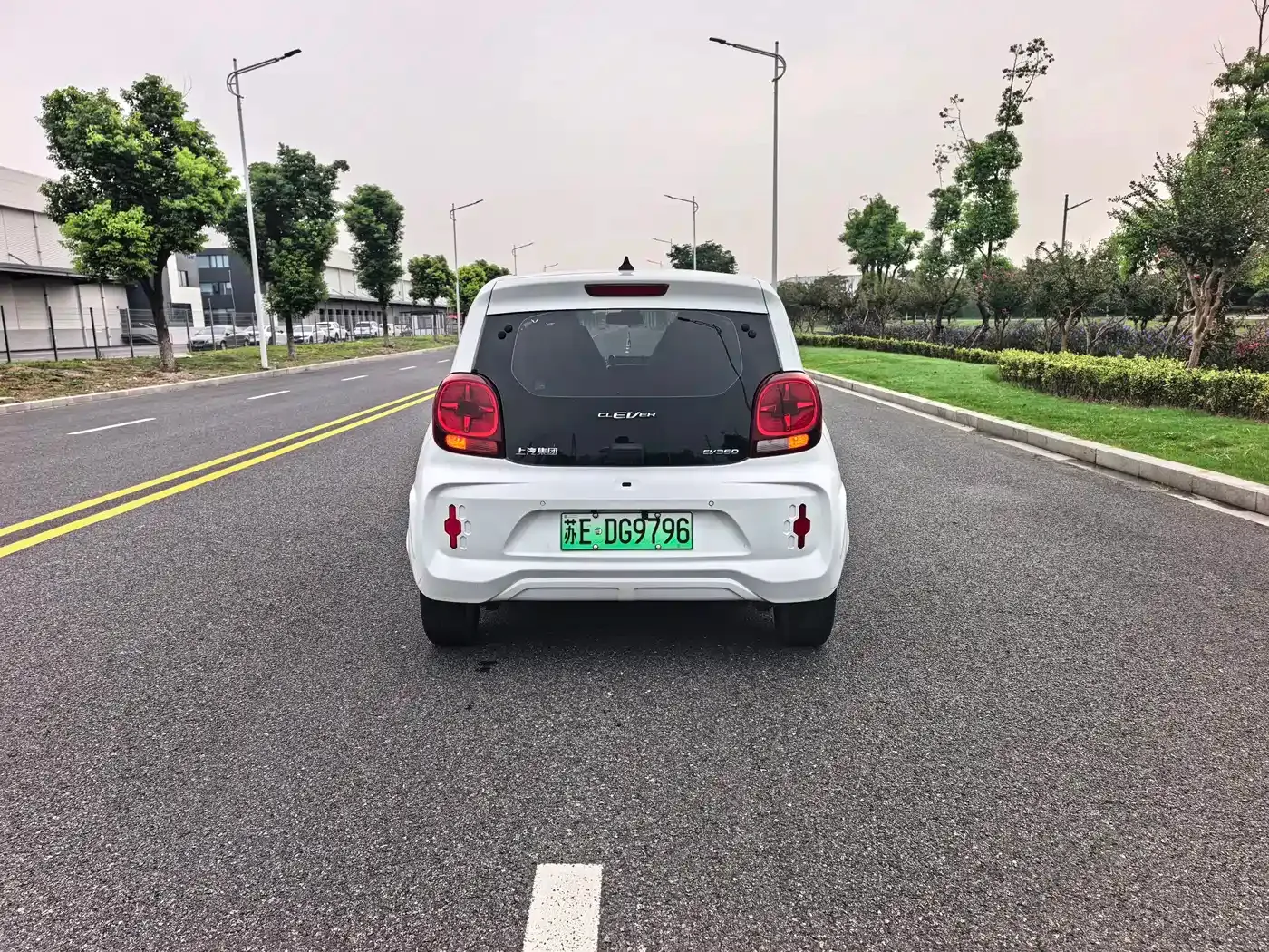 Roewe Kaiwei CLEVER 2021 302km Excellence Edition — Фото автомобиля 11