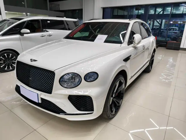 Фотография автомобиля — Bentley Bentayga