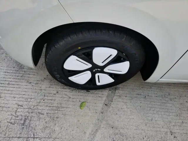Wuling Hongguang Mini EV — Фото автомобиля 22