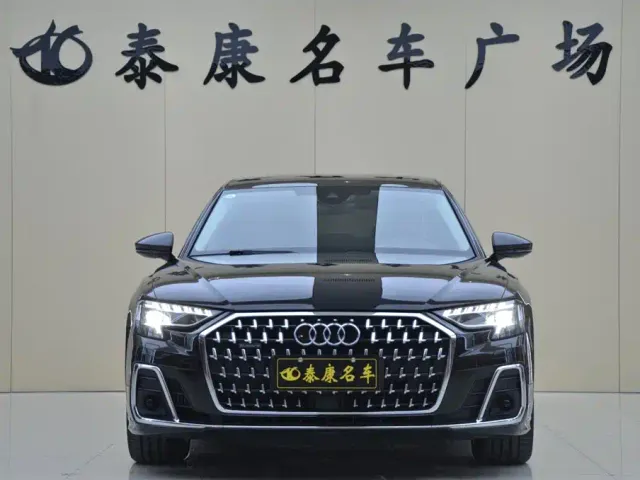 Audi A8 — Фото автомобиля 2
