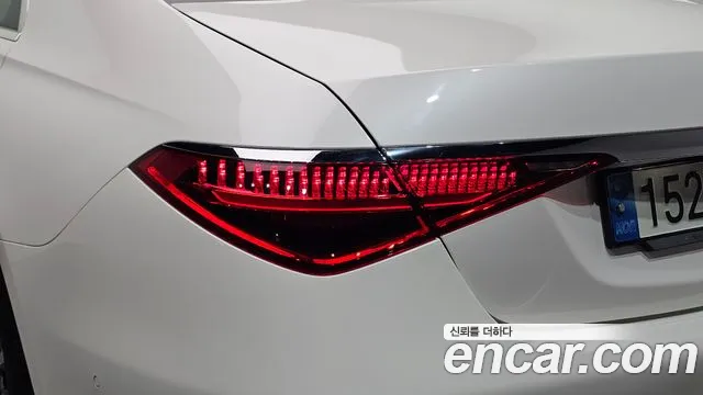 Mercedes-Benz S-Class — Фото автомобиля 19