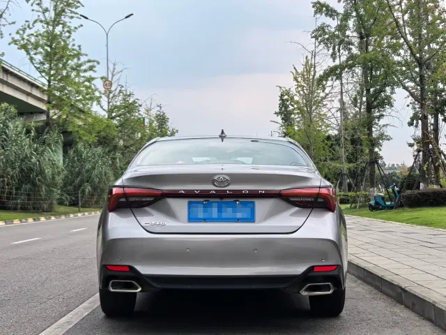 Toyota Avalon — Фото автомобиля 15