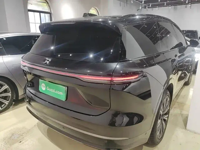 Nio ES8 — Фото автомобиля 4