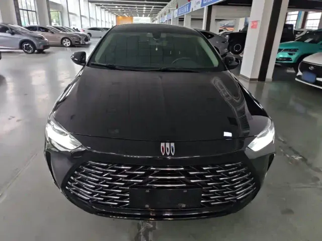 Buick Regal — Фото автомобиля 2