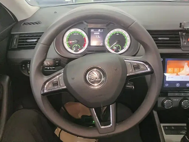 Skoda Octavia — Фото автомобиля 10
