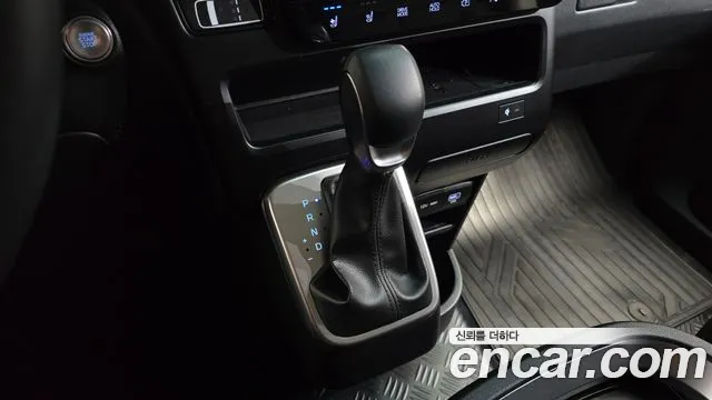 Hyundai Staria — Фото автомобиля 12