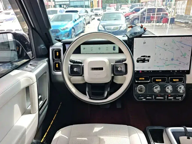 iCAR V23 — Фото автомобиля 10