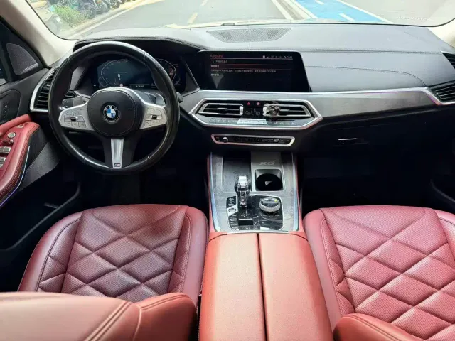 BMW X5 — Фото автомобиля 10