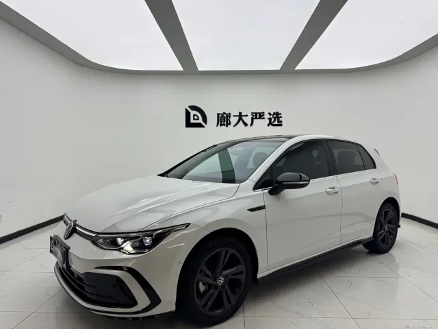 Фотография автомобиля — Volkswagen Golf