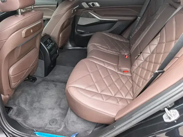 BMW X5 — Фото автомобиля 6