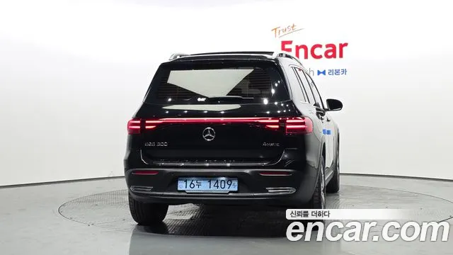Mercedes-Benz EQB X243 — Фото автомобиля 3