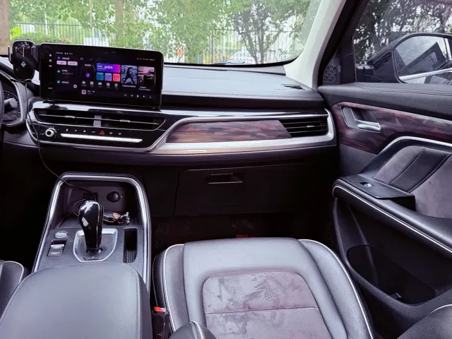 Haval H6 — Фото автомобиля 16