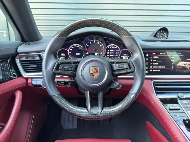 Porsche Panamera — Фото автомобиля 10