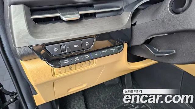 Kia Carnival Generation 4 — Фото автомобиля 28