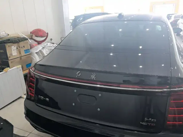 Hongqi H9 — Фото автомобиля 5