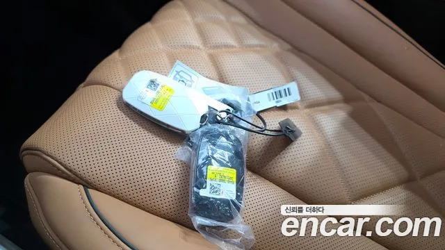 Genesis GV80 — Фото автомобиля 22