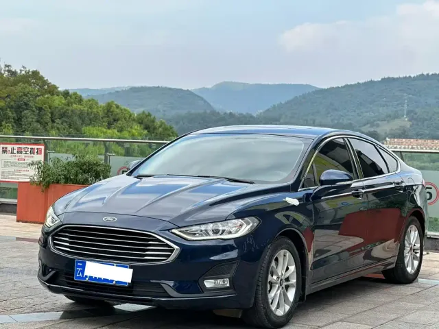 Фотография автомобиля — Ford Mondeo