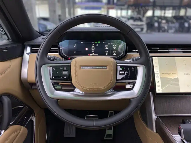 Land Rover Range Rover — Фото автомобиля 13