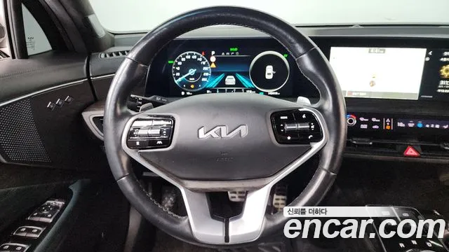 Kia K8 — Фото автомобиля 3