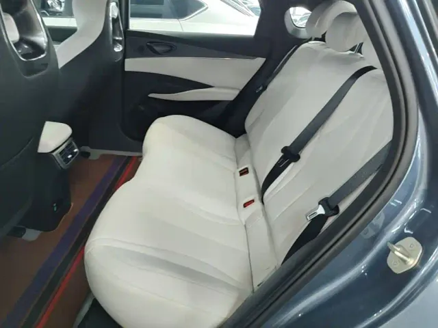 BYD Seal 06 — Фото автомобиля 16