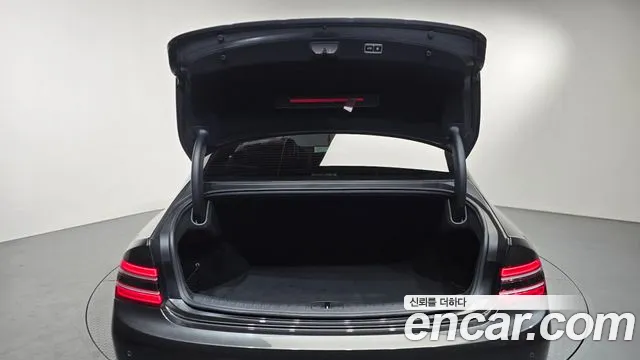 Genesis G80 RG3 — Фото автомобиля 22