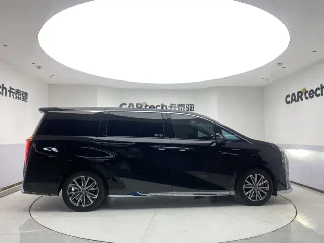 GAC Trumpchi M8 — Фото автомобиля 4