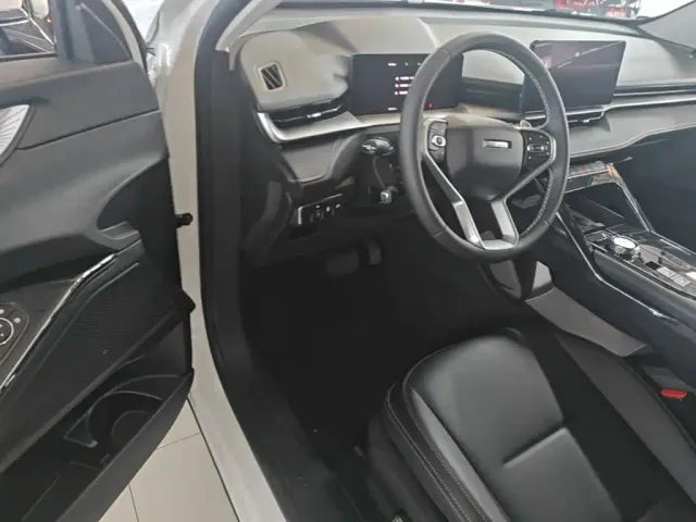 Haval H6 — Фото автомобиля 15