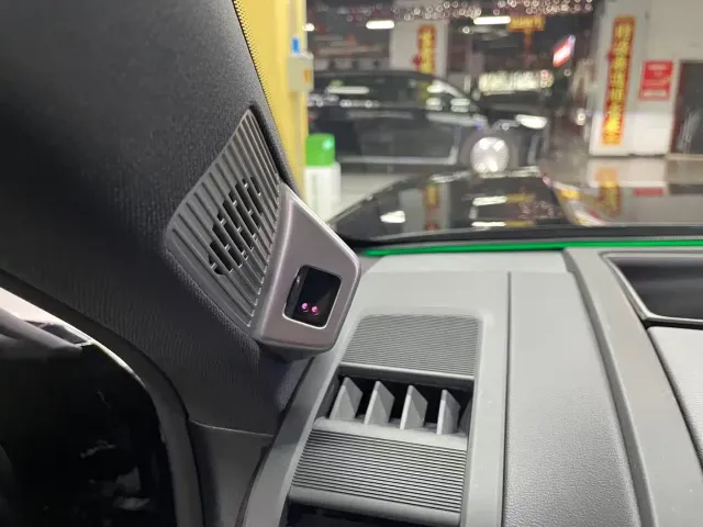 BYD FangChengBao Titanium 7 — Фото автомобиля 12