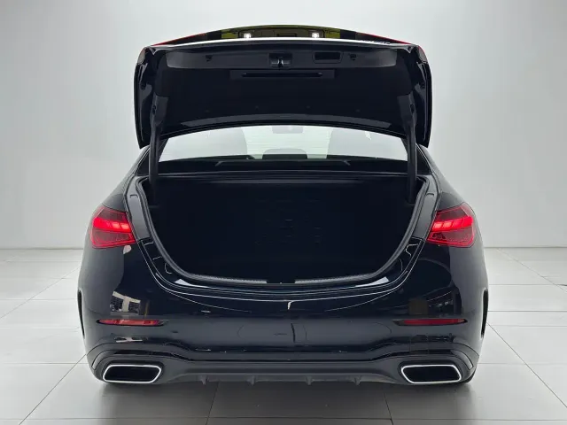 Mercedes-Benz C-Class — Фото автомобиля 21