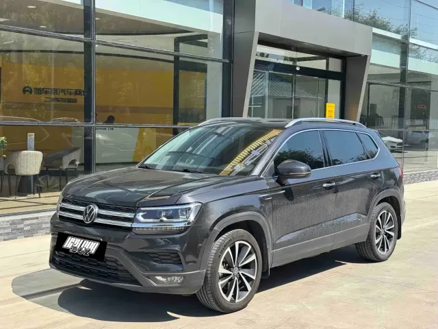 Фотография автомобиля — Volkswagen Tharu