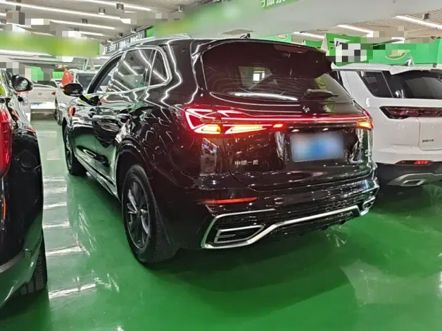 Hongqi HS5 — Фото автомобиля 4