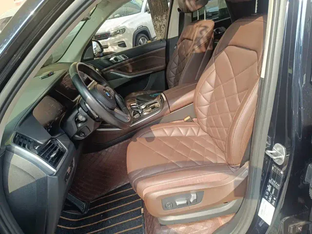 BMW X5 — Фото автомобиля 7