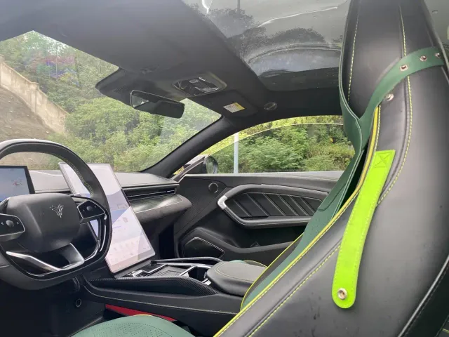 Nezha Auto Nezha GT 2023 560 Sport Edition — Фото автомобиля 5