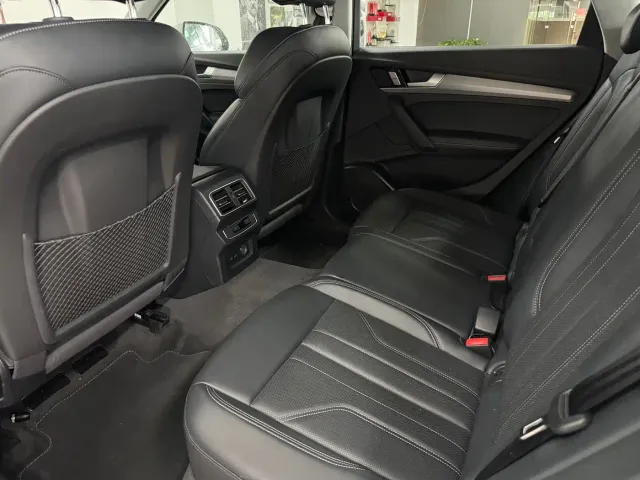 Audi Q5L — Фото автомобиля 7