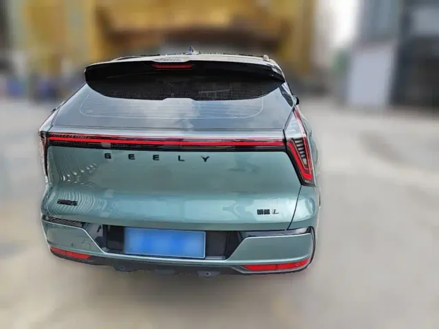 Geely Boyue L — Фото автомобиля 7