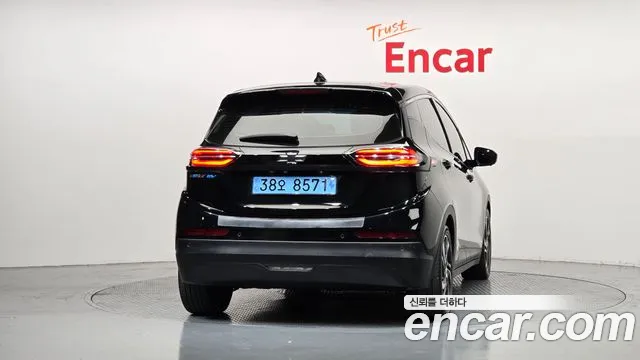 Chevrolet Bolt EV — Фото автомобиля 4