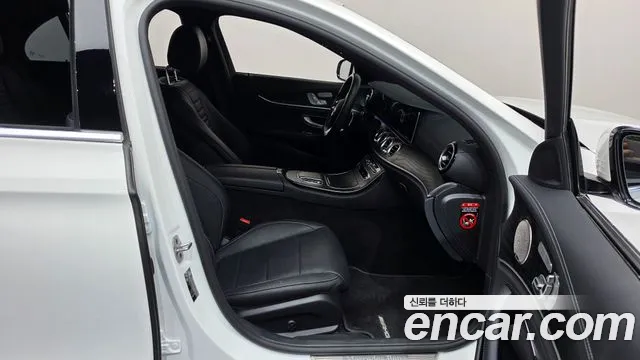 Mercedes-Benz E-Class W213 — Фото автомобиля 11